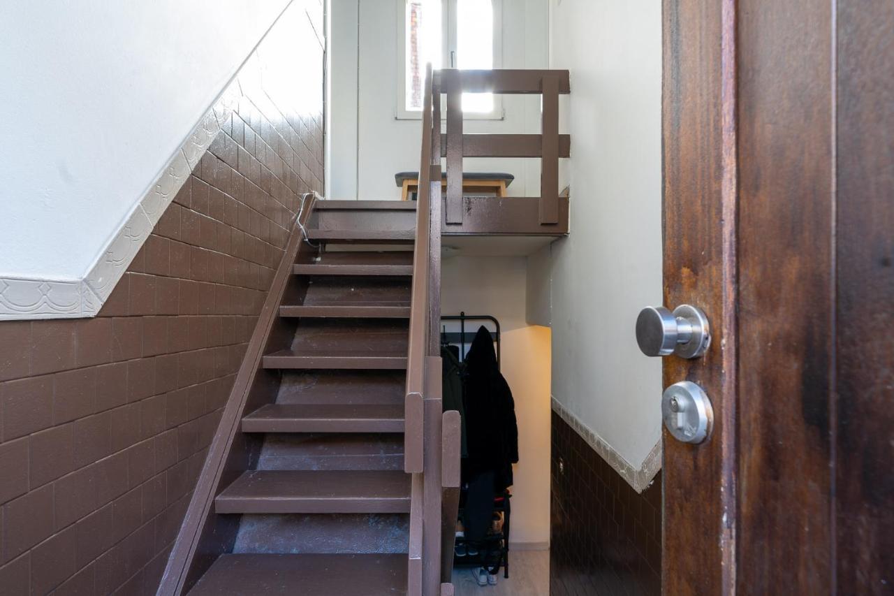 Large Room In House W Shared Kitchen & Bathroom W Free Parking Bluecard Antuérpia Exterior foto